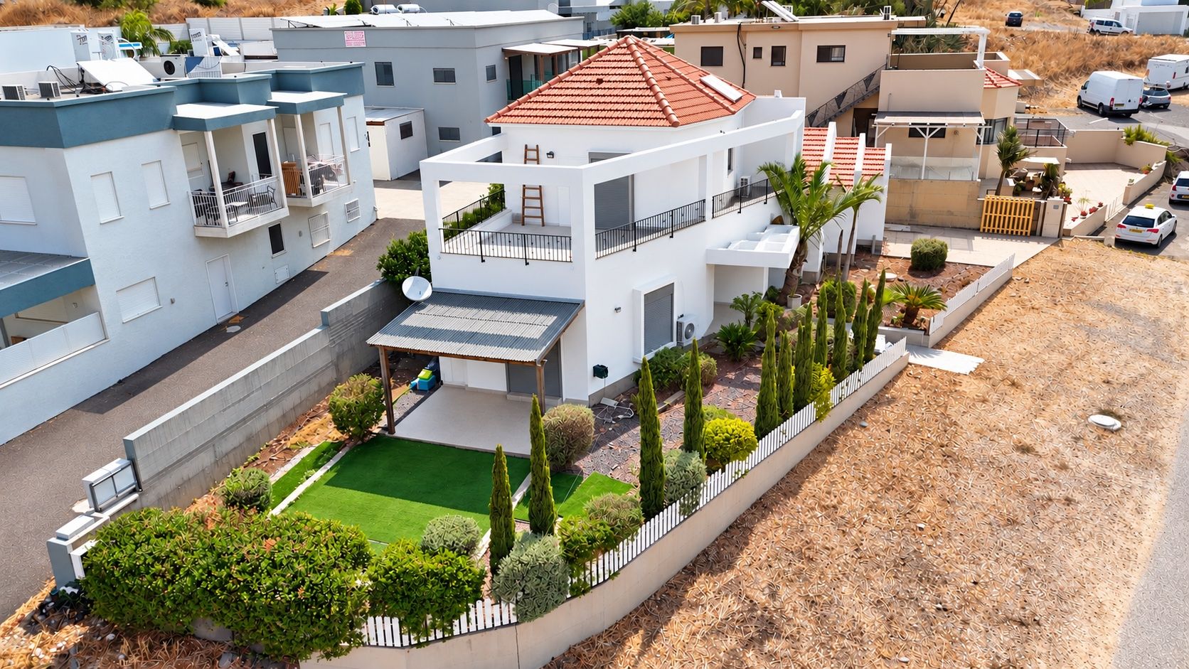 Villa on a Corner Plot with Open Views in Poria Illit — photo 1