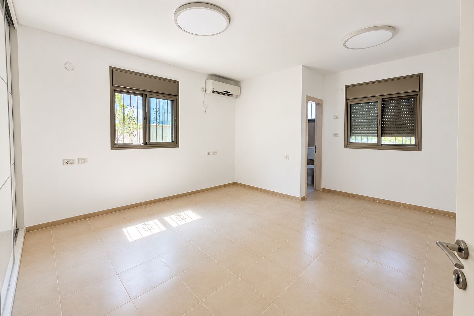 וילה במגרש פינתי עם נוף פתוח בפוריה עילית — תמונה 5