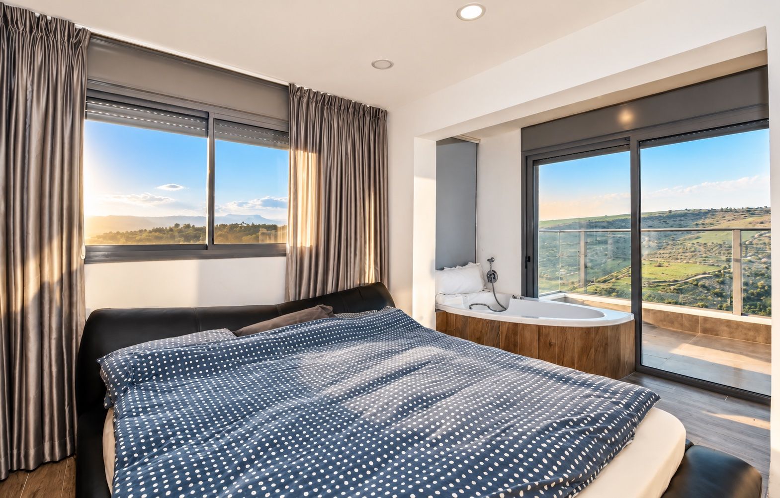 Triplex Penthouse with Pool and Lake View in Tiberias — photo 6