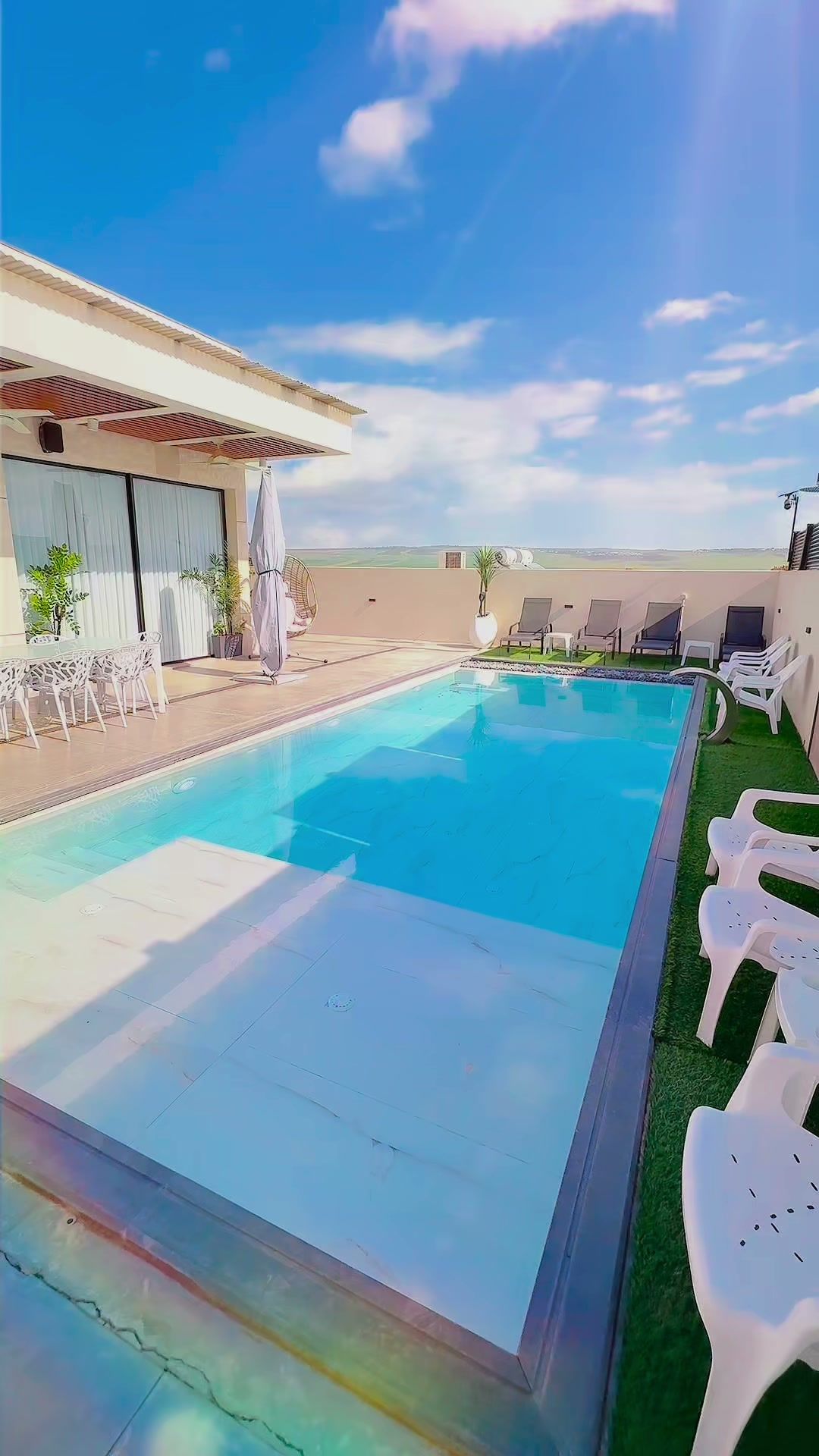 Aperçu de la vidéo : Visite vidéo — villa avec piscine à Yavne’el